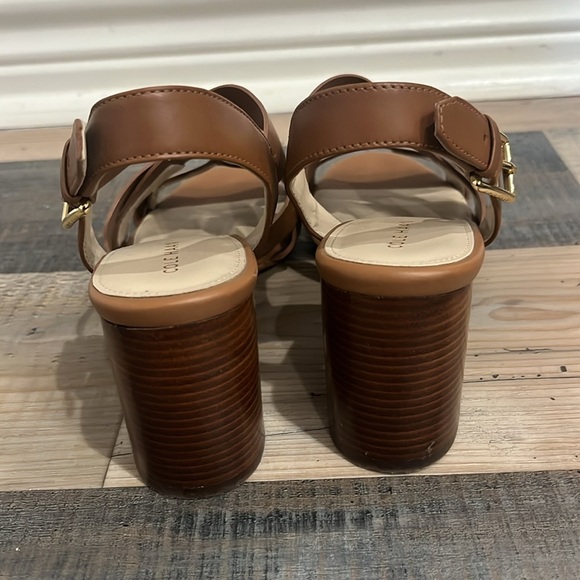 Cole Haan Women's Jamie Sandal Brown Sz 7 1/2 B Side Buckle Summer Casual Chic - Picture 7 of 12